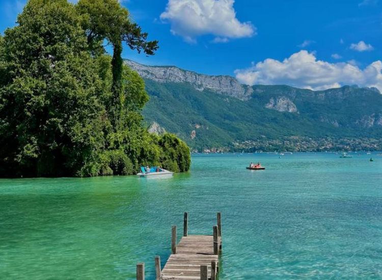 Hồ Annecy xanh ngọc Hồ Annecy Pháp nước trong xanh